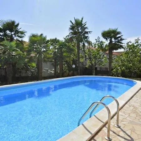 Apartmán In With Balcony, Wifi 819-4 Poreč